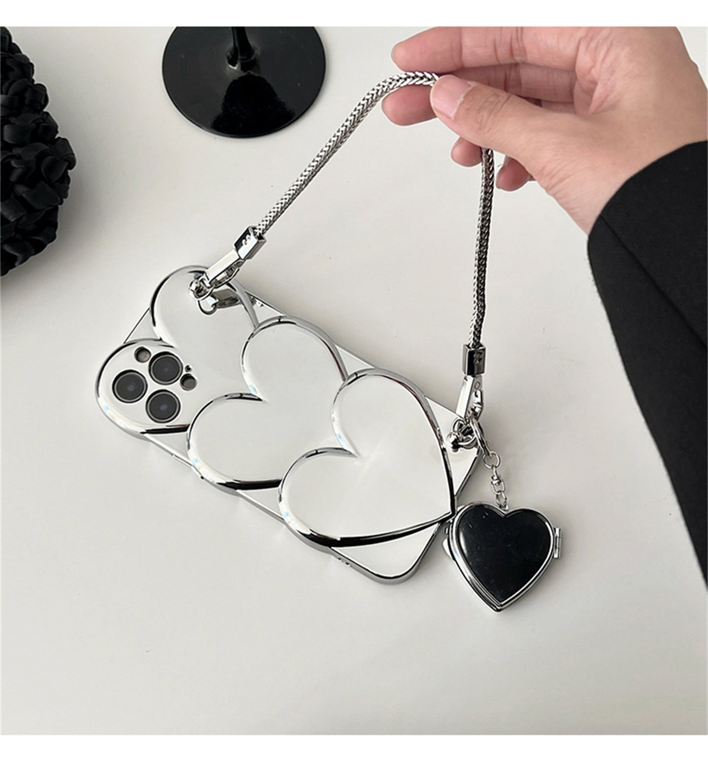 Silver Love Heart Chain Advanced Mobile Phone Case