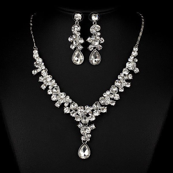 Brides Necklace & Earrings Two Piece Transparent Diamond Set