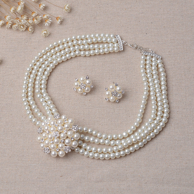 Bridal chain with luxury pearls - flower necklace & earring set