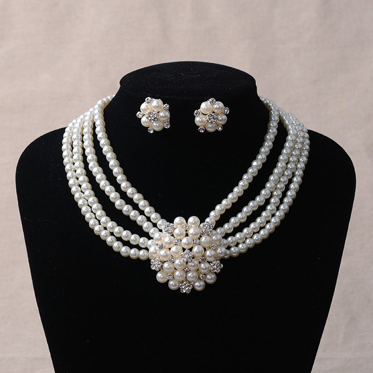 Bridal chain with luxury pearls - flower necklace & earring set