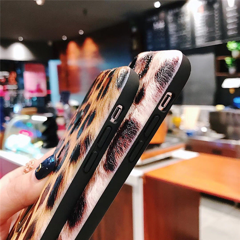 Tide brand leopard print ring stand mobile phone case